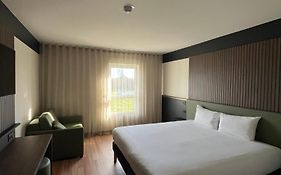 Brit Hotel Le Cottage Le Mans Sud